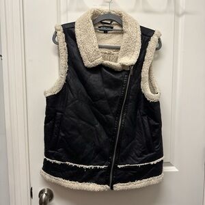 Relish NOLESS Vegan Leather + Sherpa Lined Moto Vest, Asym Zip – M (NWOT)